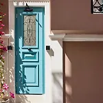 Syroc Maison Apart-hotel 4*