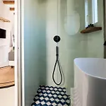 Syroc Maison Aparthotel 4*
