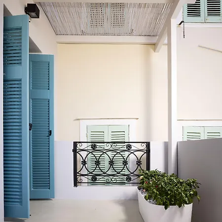 Hotel apartamentowy Syroc Maison Ermupoli