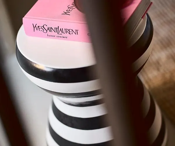 Syroc Maison アパートホテル 4*