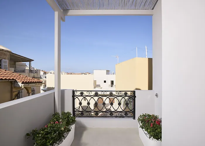 アパートホテル Syroc Maison エルムポリ