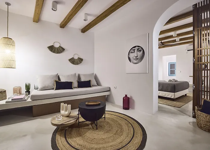 Syroc Maison アパートホテル